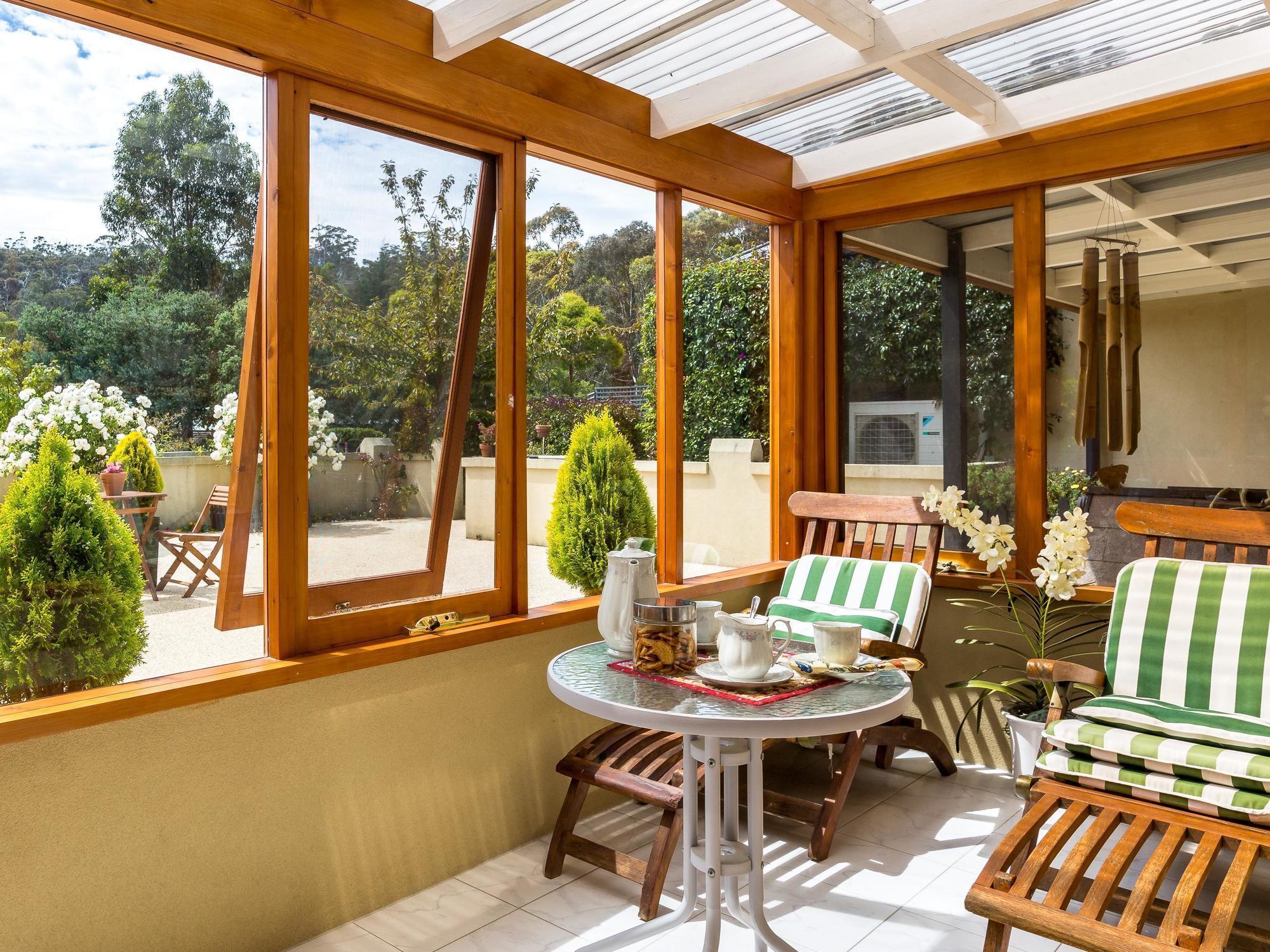 Brightwater Bed And Breakfast Tinderbox Exterior photo